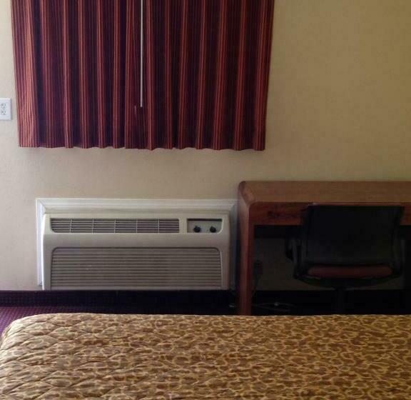 스탠다드 룸 킹사이즈 침대, Value Inn