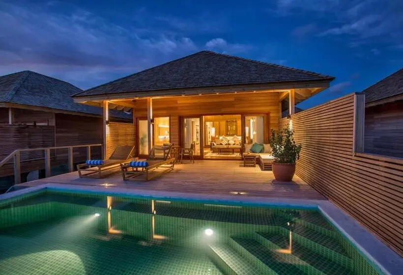 ویلای یک اتاق خوابه با استخر شنا, Hurawalhi Island Resort