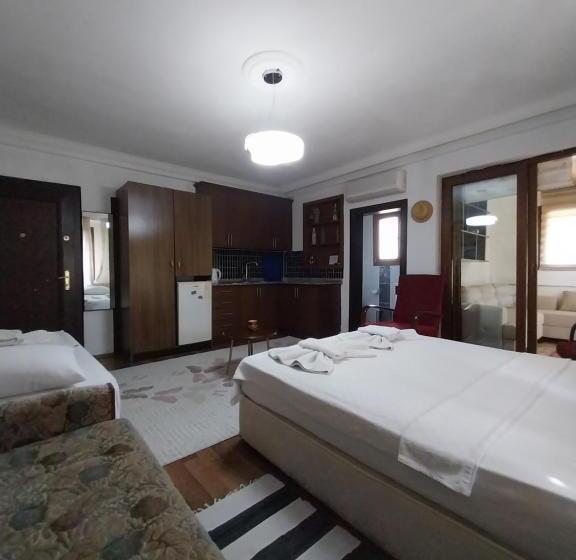 Четырехместный Номер Стандарт с Балконом, Jasmin Apart Otel