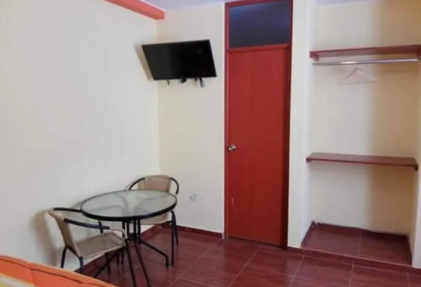 اتاق استاندارد سه نفره, Nasca Travel One Hostel