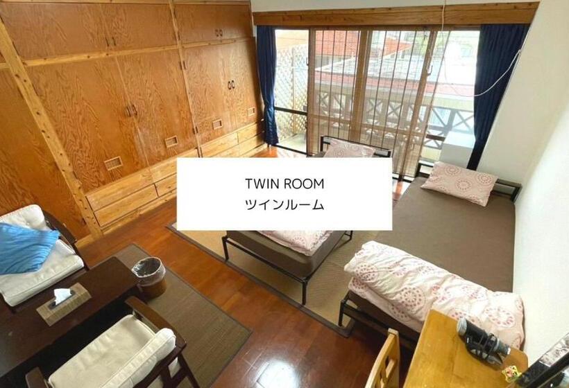 غرفة قياسية حمام مشترك, All Friends Guest House