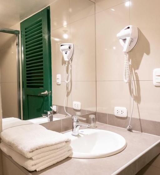 Номер Стандарт, Hostal Corihuasi