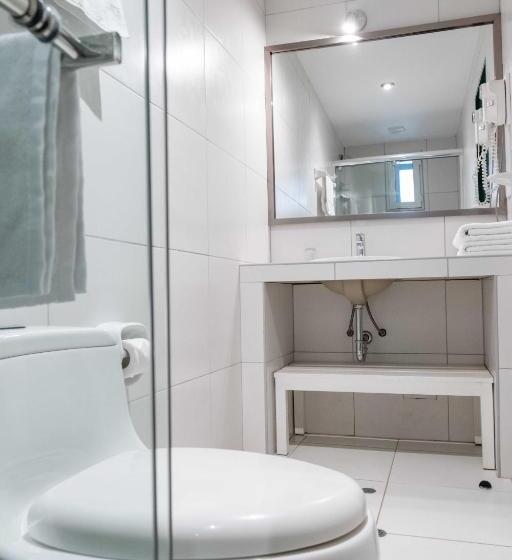 Номер Стандарт, Hostal Corihuasi