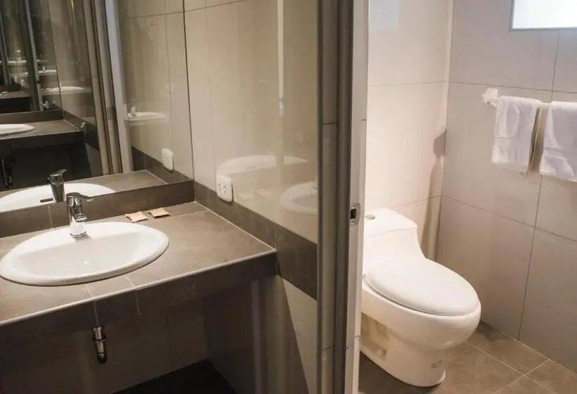 Standard Kolmen Hengen Huone, Hostal Corihuasi