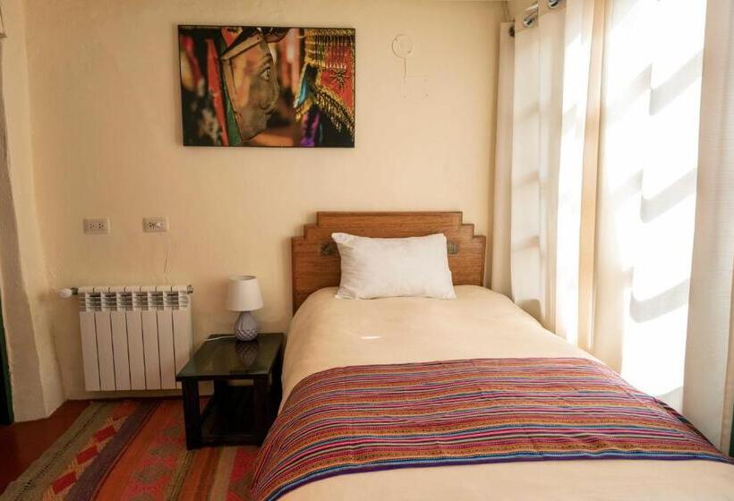 Номер Стандарт, Hostal Corihuasi