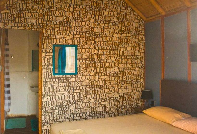 اتاق استاندارد, Wild Rover Beach Mancora