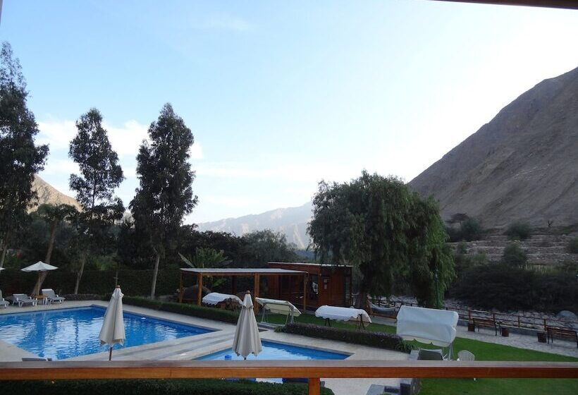 Номер Стандарт Вид на Бассейн, El Molino Hotel Y Restaurant