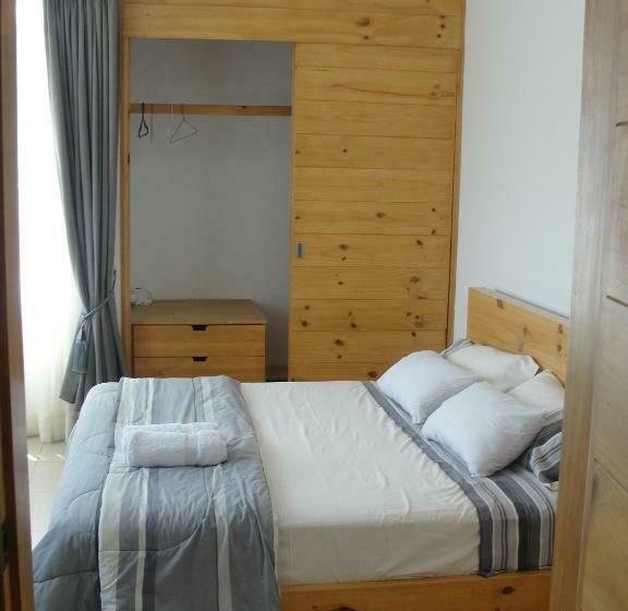 חדר אקזקיוטיב, Boutique La Angostura