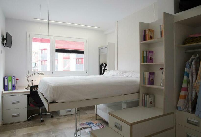 اتاق استاندارد با تراس, Funway Academic Resort