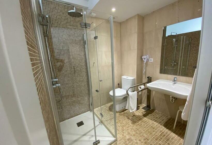 اتاق سوپریور, Funway Academic Resort