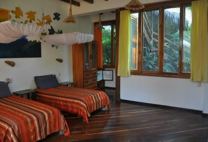 高级三人间, Hostería Mandála