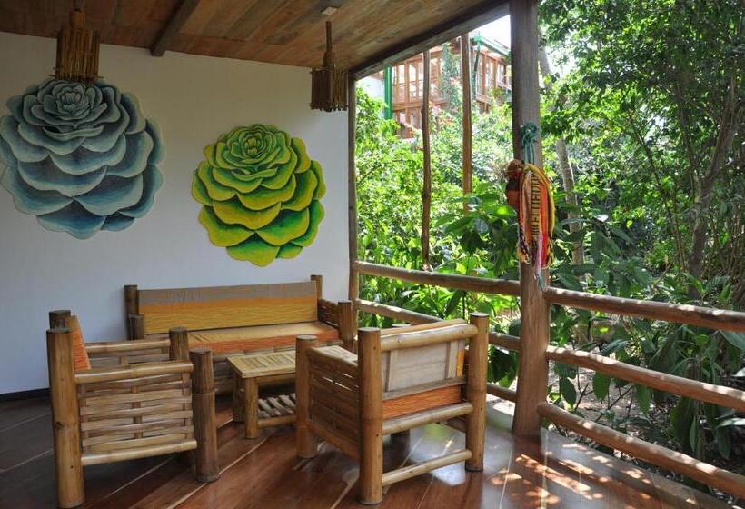 家庭洋房, Hostería Mandála