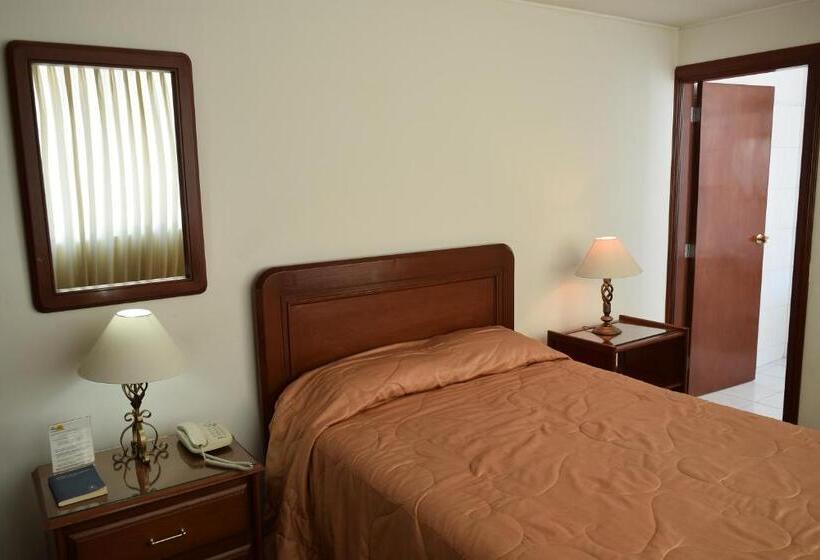 اتاق 4 خوابه, Incasol, Feliz Año 2025 Que Las Estrellas Iluminen Cada Uno De Tus Viajes Este Año