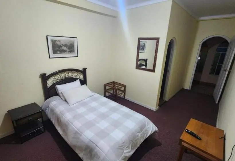 اتاق استاندارد یک نفره, Posada Don Giorgio