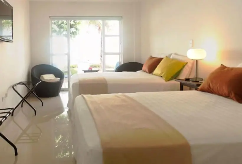 اتاق استاندارد سه نفره, L`aurora Hotel Boutique