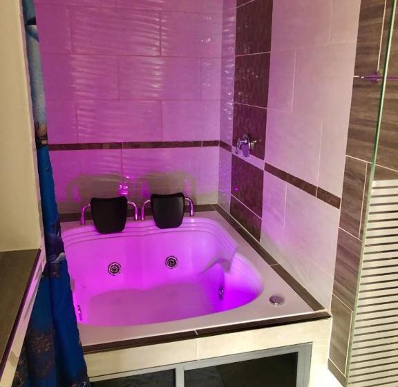 자쿠지 스위트, La Floresta Salento