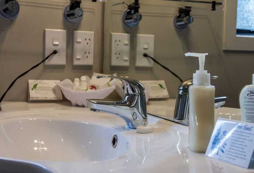 ２ベッドルームアパートメント, Albert Court Motor Lodge