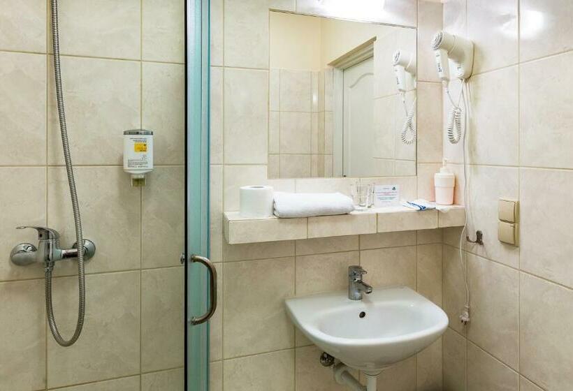 اتاق استاندارد, Przystanek Torun