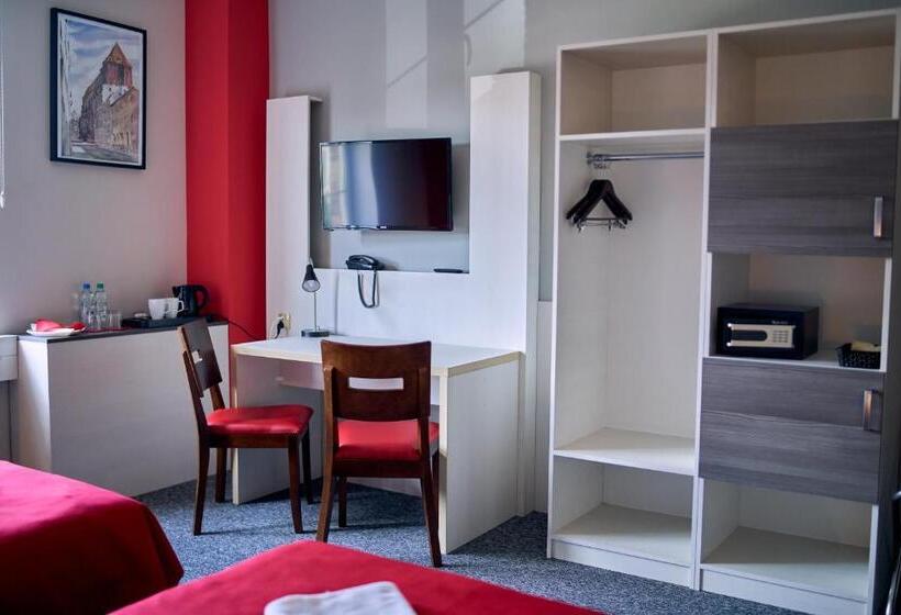 اتاق استاندارد, Przystanek Torun