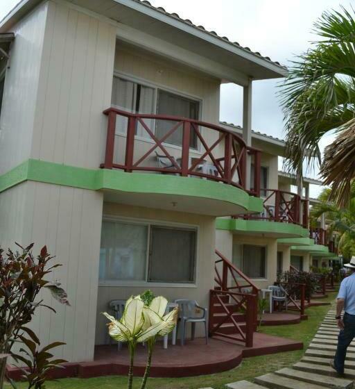 带花园景观的标准三人间, Nitana