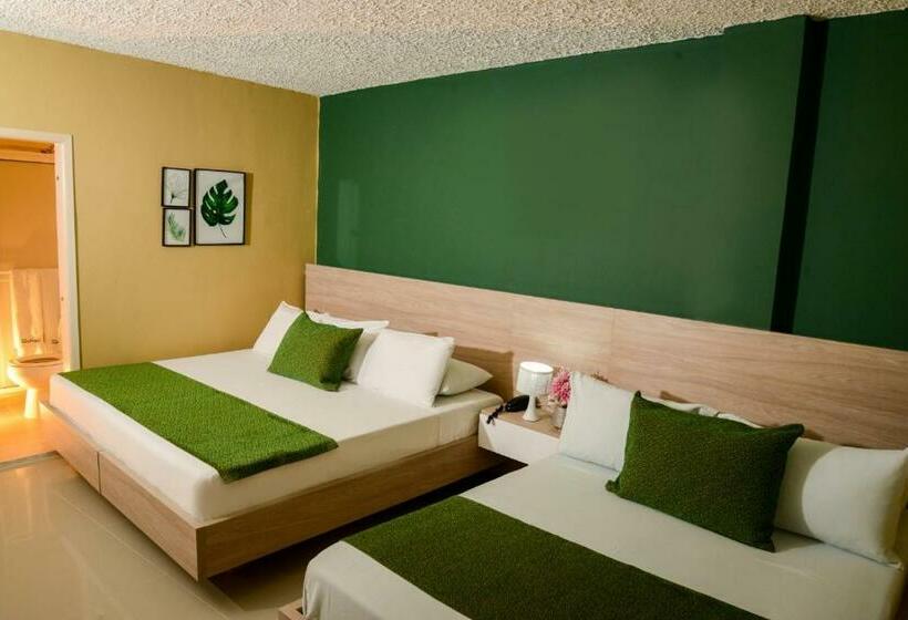 スタンダードトリプルルーム, Prado 34 West