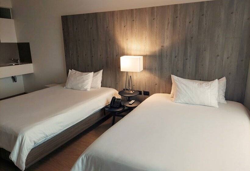 إستوديو قياسى, Viaggio Medellin Grand Select