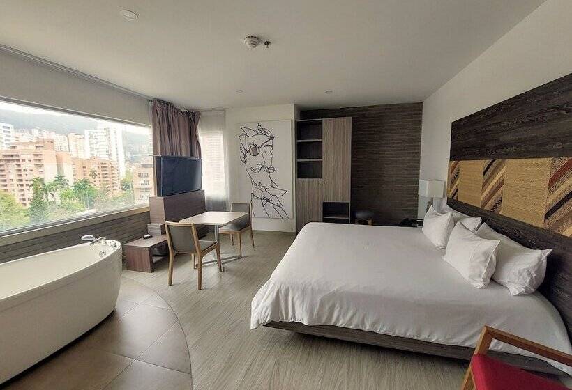 جناح, Viaggio Medellin Grand Select