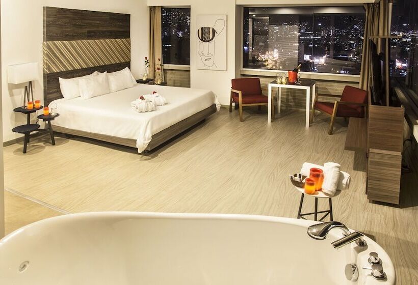 جناح, Viaggio Medellin Grand Select