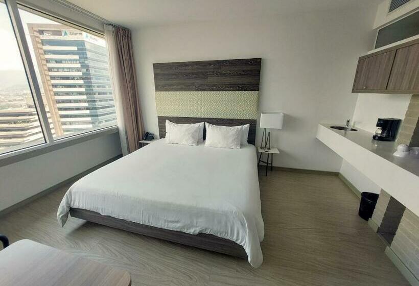 إستوديو قياسى, Viaggio Medellin Grand Select