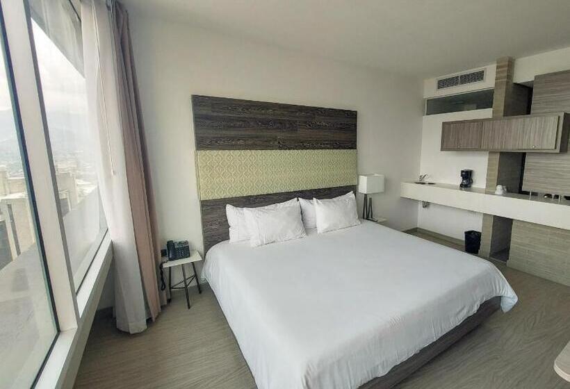 إستوديو قياسى, Viaggio Medellin Grand Select