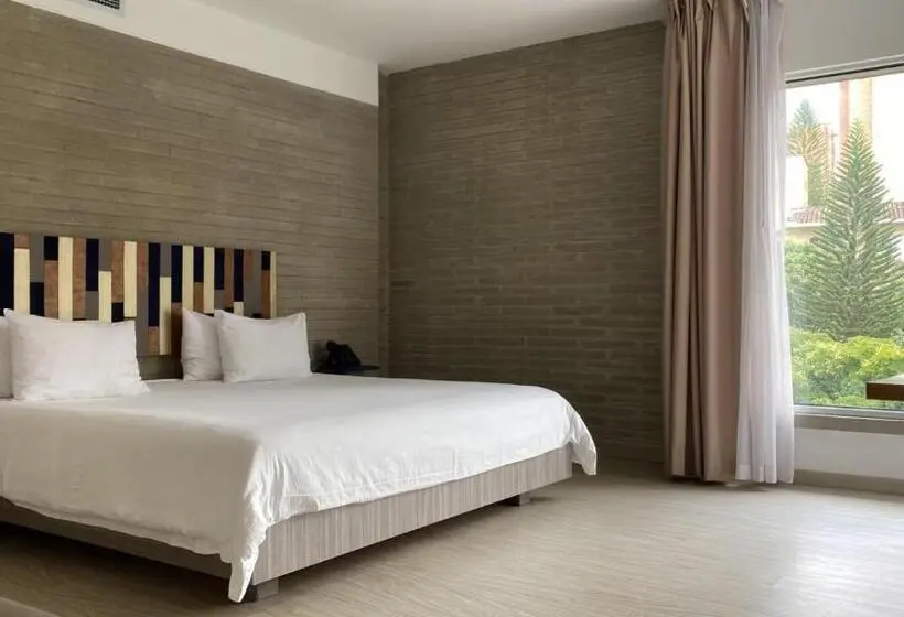 ファミリーステューディオ, V Grand Hotel, A Member Of Radisson Individuals