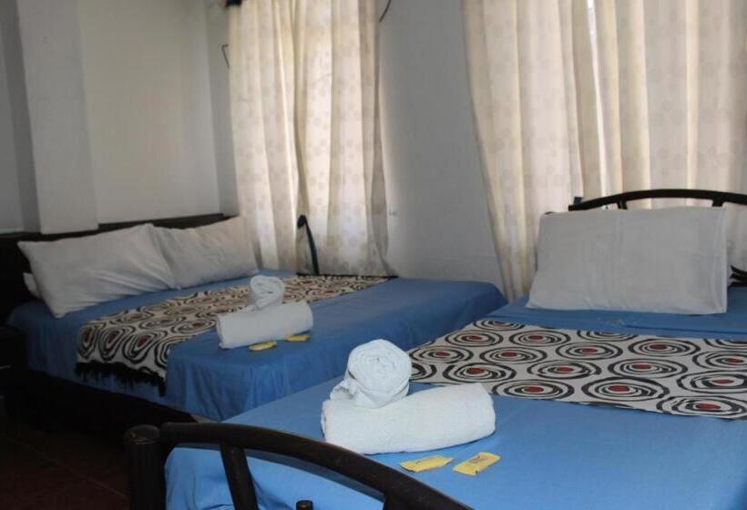 标准三人间, Villa Del Rosario Nuevo