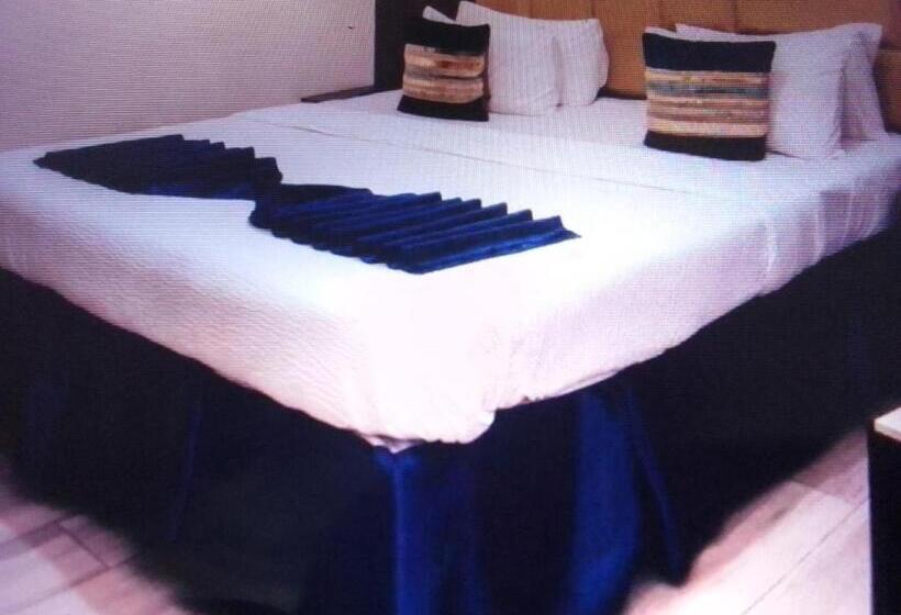 اتاق لوکس, Mt Deluxe Hotel Asaba
