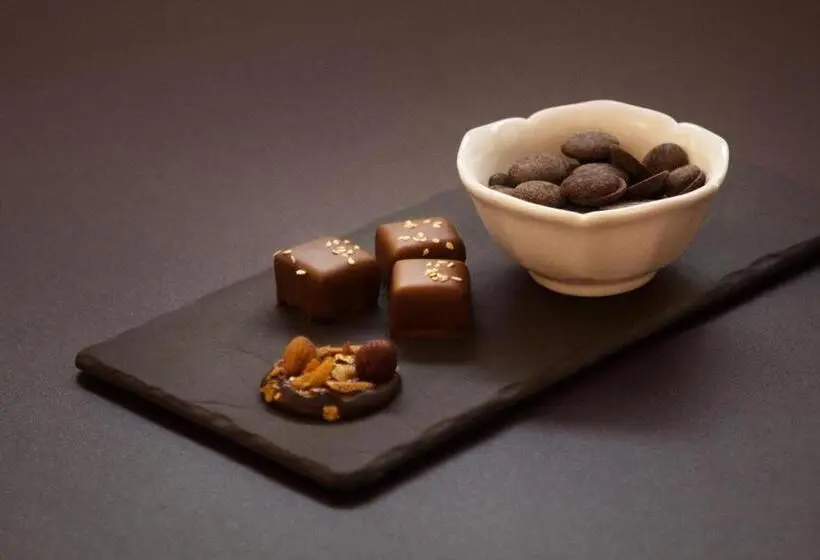 エコノミールーム, La Maison De Karen Chocolat
