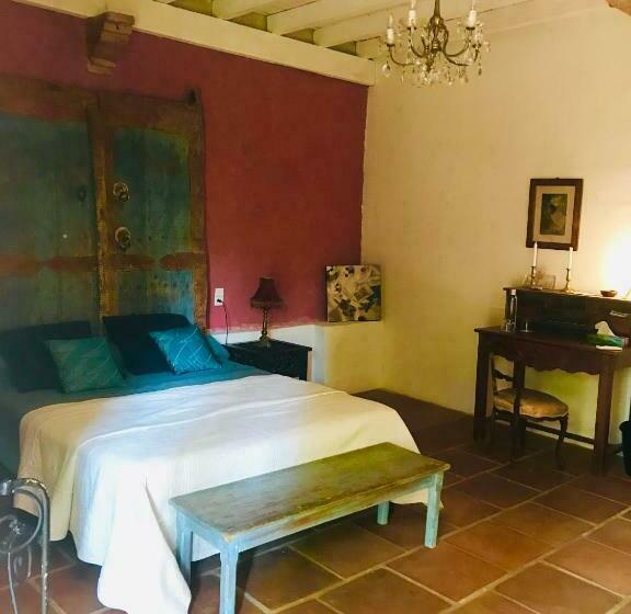 デラックススタジオ, Le Mas De La Prade