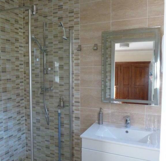 ガーデンビュースタンダードルーム, Le Mont D'olivine