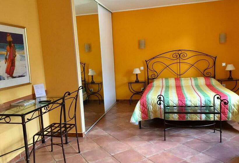 スタンダードルーム, Du Vignoble