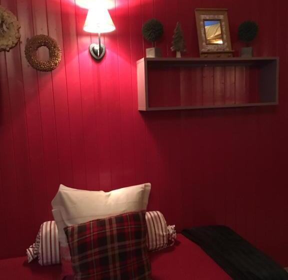 דירת חדר, Hôtel Et Appart'hôtel Restaurant L'adray