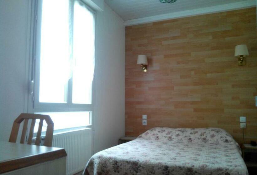 Номер Стандарт, Hôtel Lamartine  Parking Dauphine