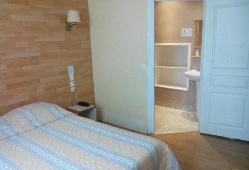 Номер Стандарт, Hôtel Lamartine  Parking Dauphine