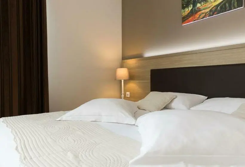 Prestige-huone, Le Haut Des Lys