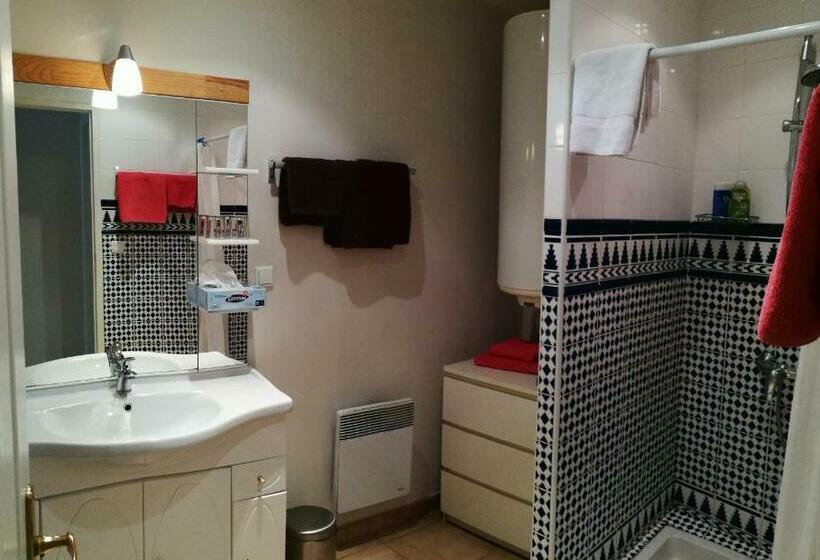 １階の１ベッドルームアパートメント, L Observance Bed & Breakfast