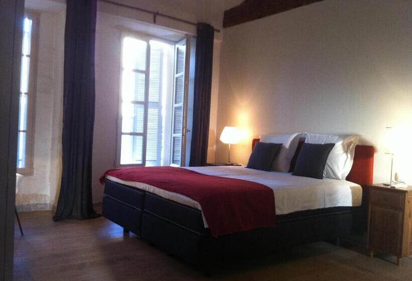 キングサイズベッドのデラックスルーム, L Observance Bed & Breakfast