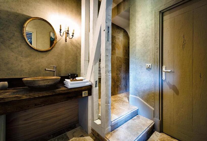 스탠다드 룸 킹사이즈 침대, Les Chambres D Hôtes Du Château De Saint Georges