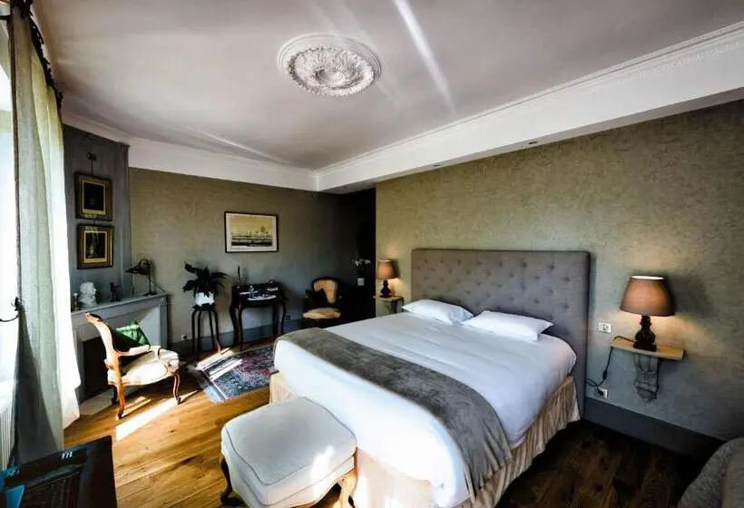 Deluxe-huone Puutarhanäkymä, Les Chambres D Hôtes Du Château De Saint Georges