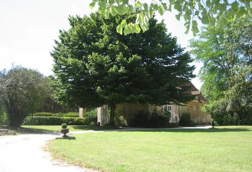 스탠다드 룸 킹사이즈 침대, Les Chambres D Hôtes Du Château De Saint Georges