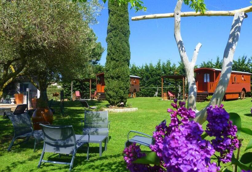 スタンダードルーム, Gites Et Roulottes Du Grand Puits