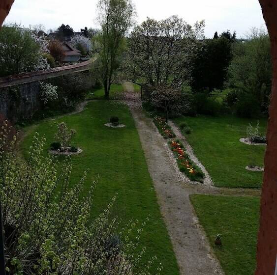 ガーデンビュースタンダードルーム, Le Clos De La Muse