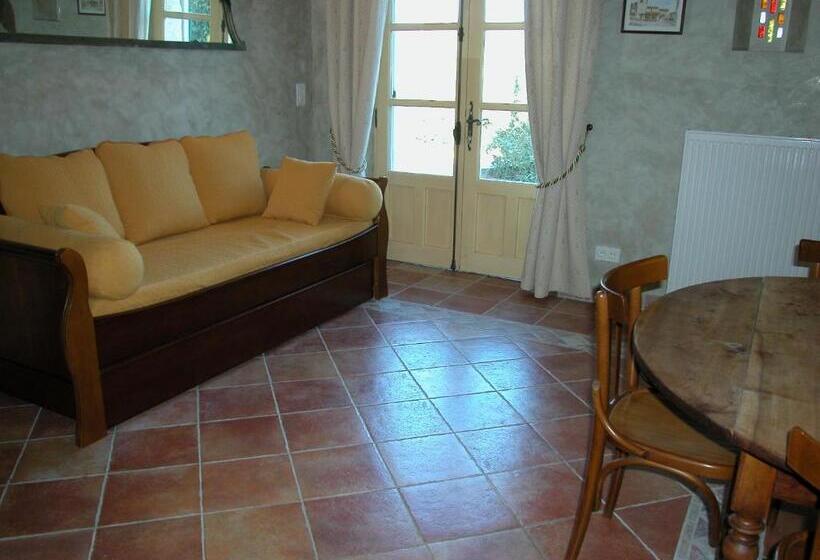 带1个卧室的舒适公寓, Le Mazet De La Dame