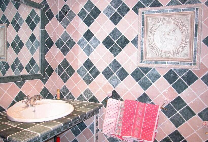 标准间, Le Mazet De La Dame